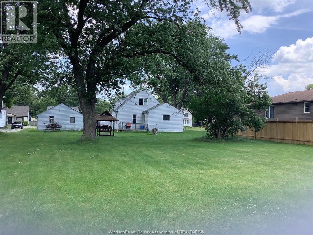 1733 Balfour, Windsor — photograph 3