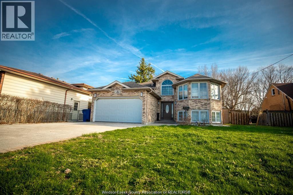 Single Family — 569 Cabana, Windsor, Ontario