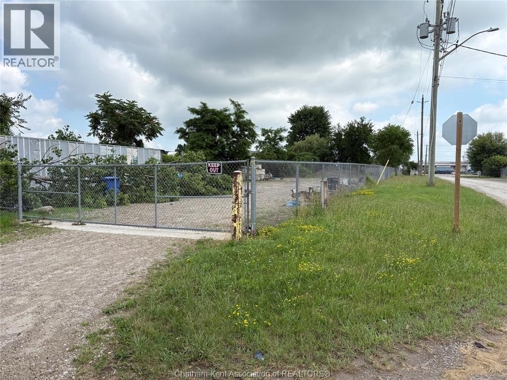Industrial — 15 Ivan Street, Chatham, Ontario