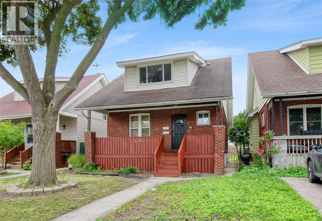 Single Family — 1453 Marentette, Windsor, Ontario