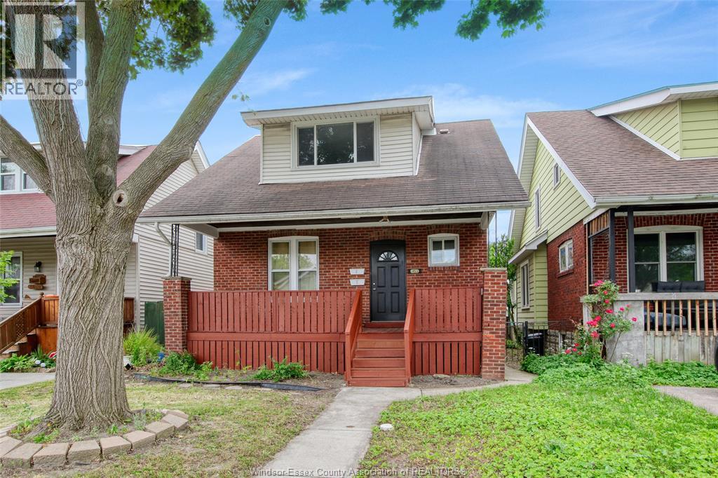 1453 Marentette #UPPER, Windsor — photograph 2