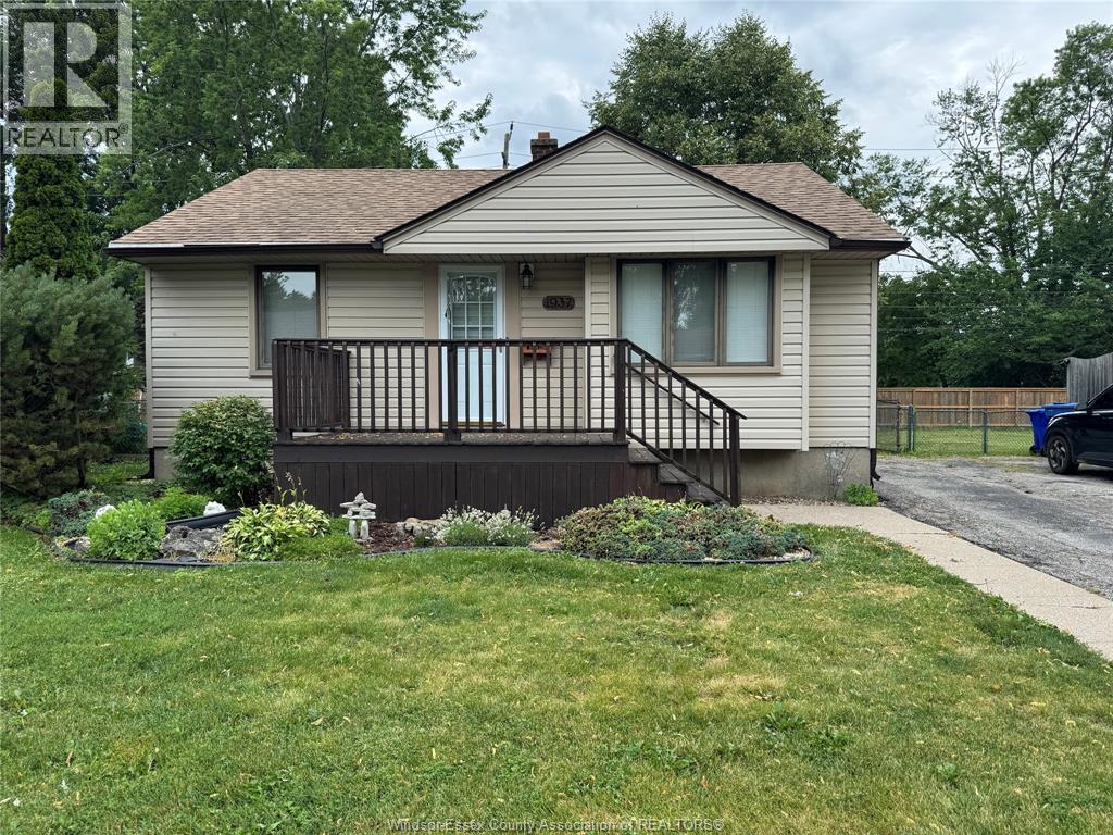 Single Family — 1937 Francois, Windsor, Ontario