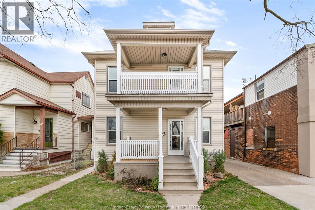 1292 Chilver, Windsor — photograph 2