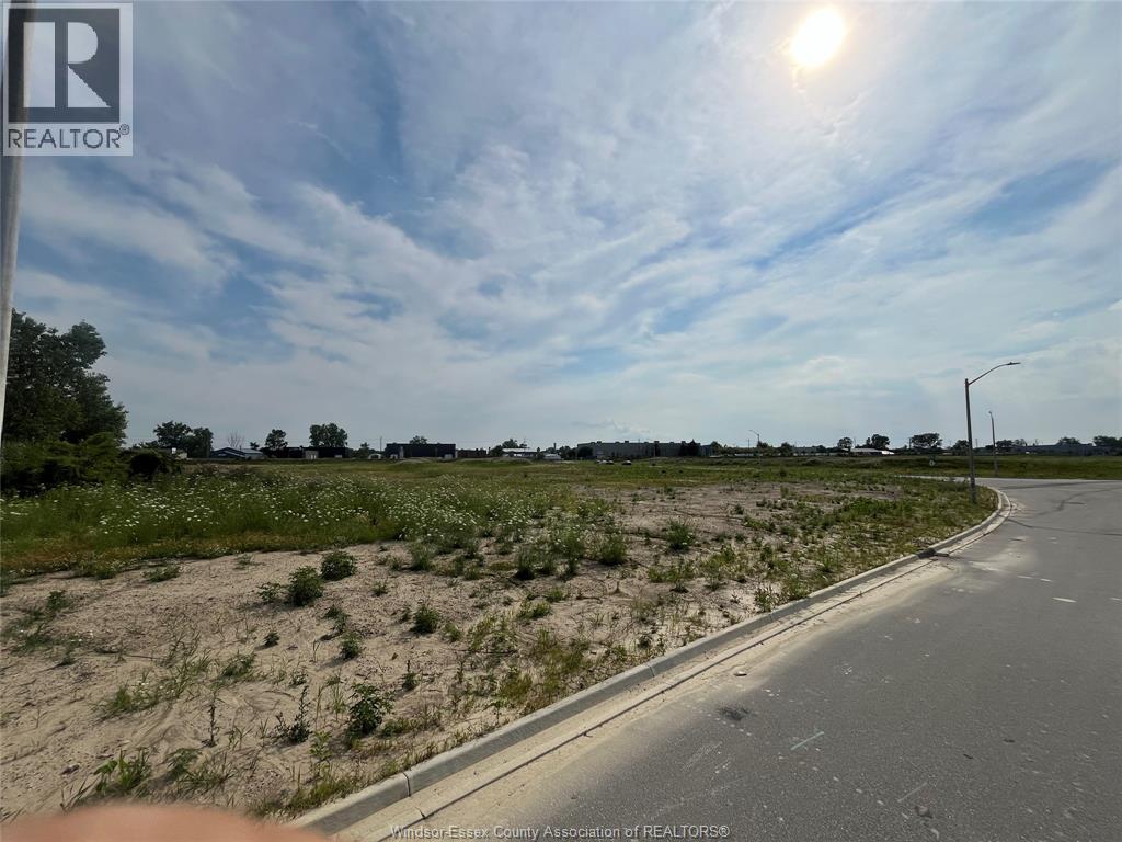 Vacant Land at 5000 Santarossa, Tecumseh — photograph 3
