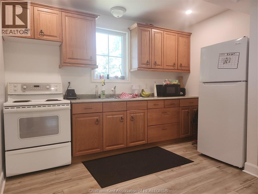 696 Cameron Road, Dawn-Euphemia — photograph 3