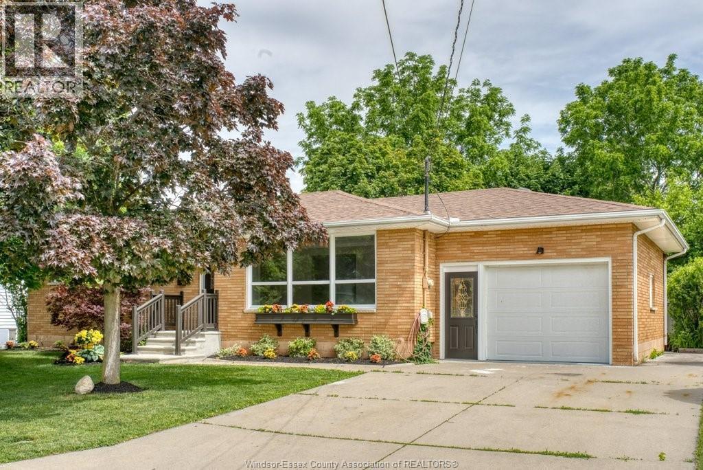 Single Family — 68 McCallum, Kingsville, Ontario