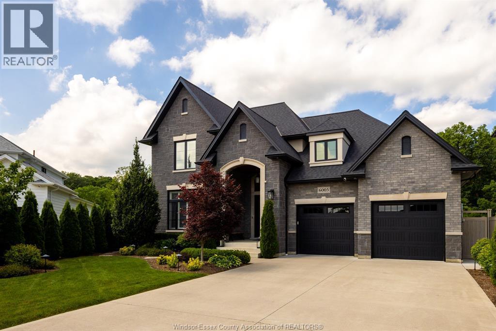 6005 Silver Maple Road, LaSalle — photograph 2