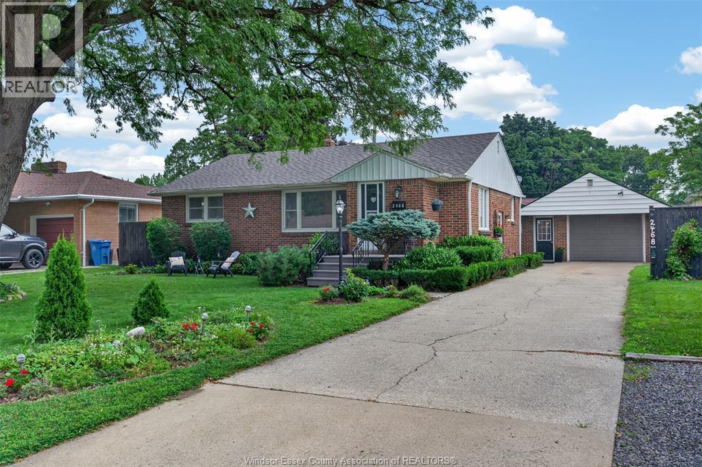 Single Family — 2468 Mark, Windsor, Ontario