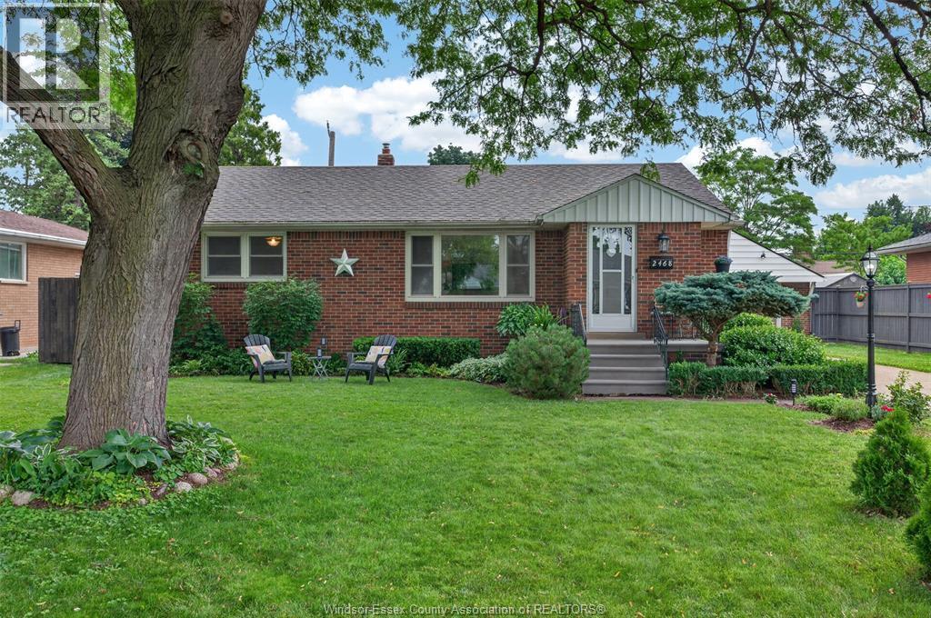 2468 Mark, Windsor — photograph 2