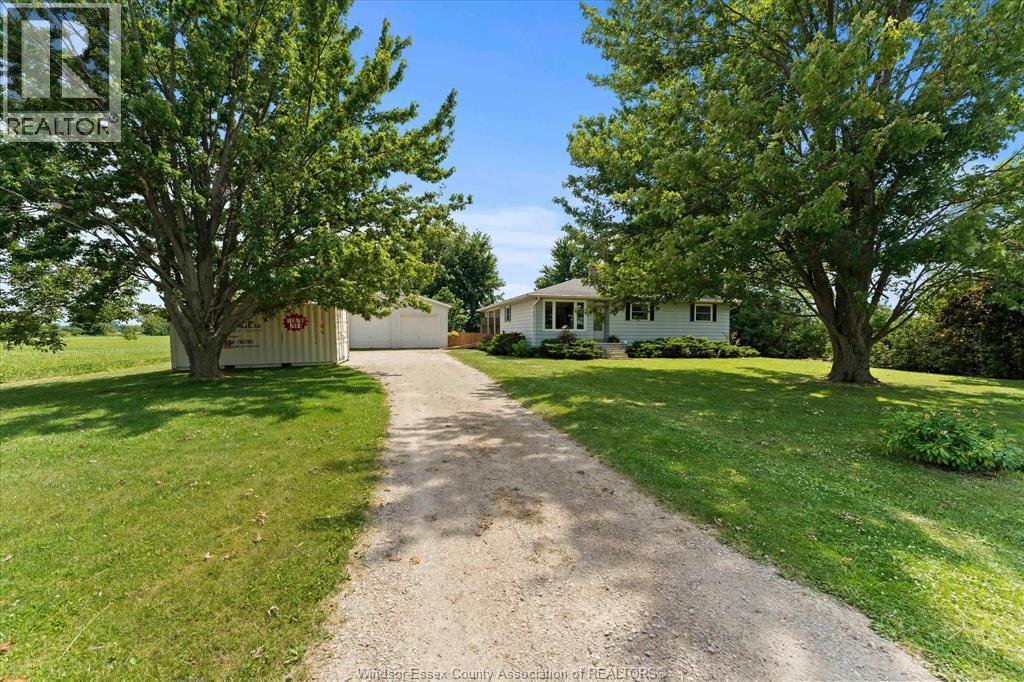 94 Road 11, Gosfield North — primary photograph