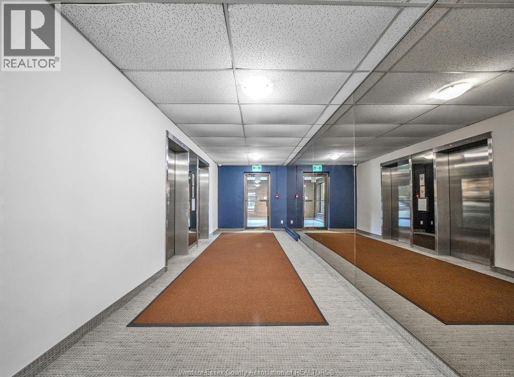 3936 Wyandotte Street #801, Windsor — photograph 3