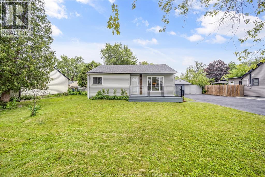3210 Bliss Road, Windsor — primary photograph