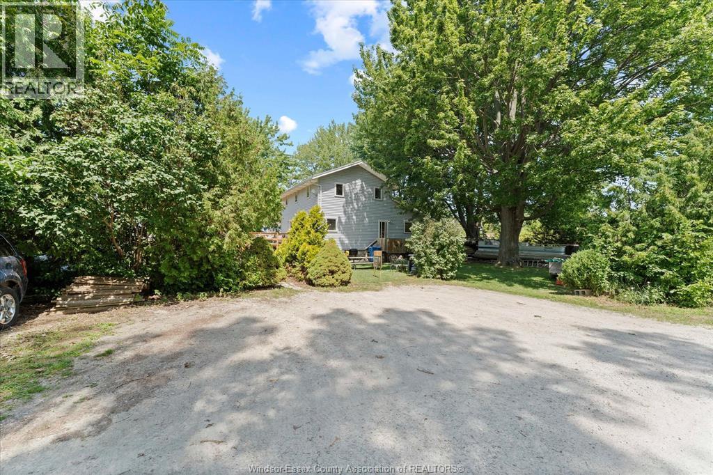 241 Edward Road, Lakeshore — photograph 2