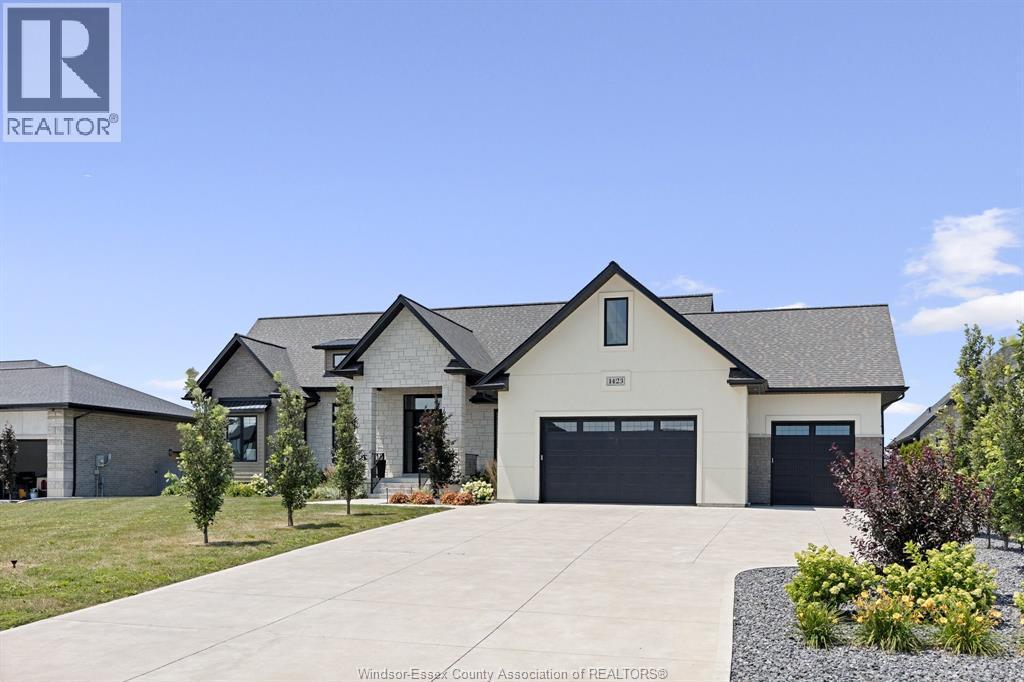Single Family — 1423 Mullins Drive, Lakeshore, Ontario