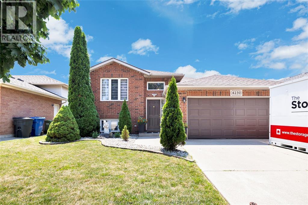 Single Family — 4239 Marlo, Windsor, Ontario