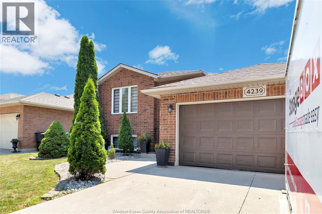 4239 Marlo, Windsor — photograph 3
