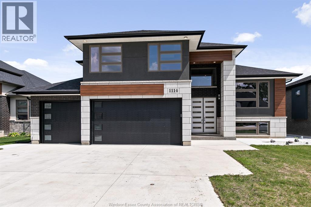 3-bedroom Single Family at 7370 Garnet Crescent, McGregor — primary photograph