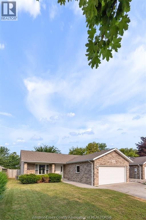 450 Thorn Ridge Crescent, Amherstburg — photograph 2