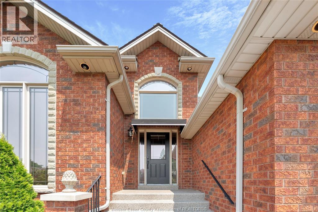 2-bedroom Single Family at 80 Whelan Drive #LOWER, Amherstburg — photograph 2