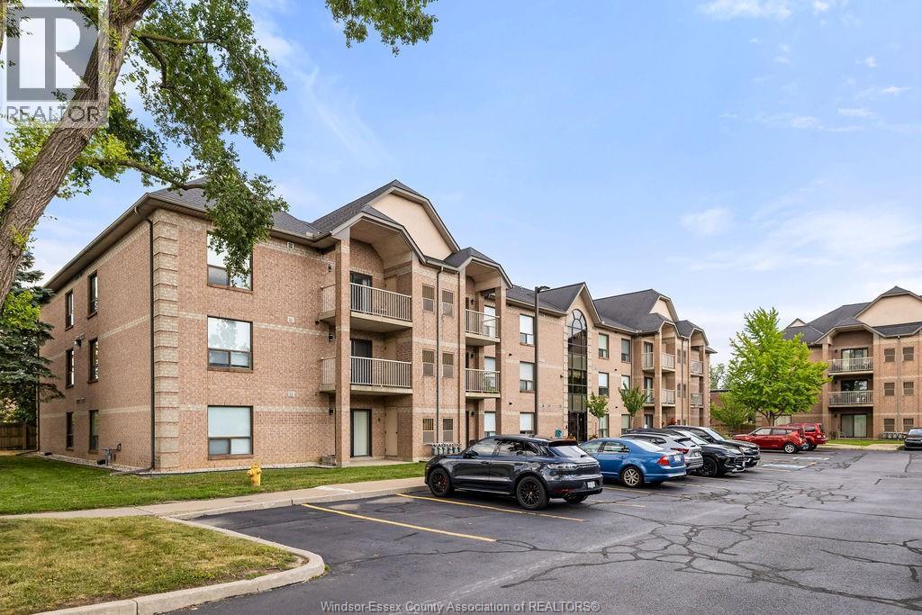 Single Family — 401 Grand Marais, Windsor, Ontario