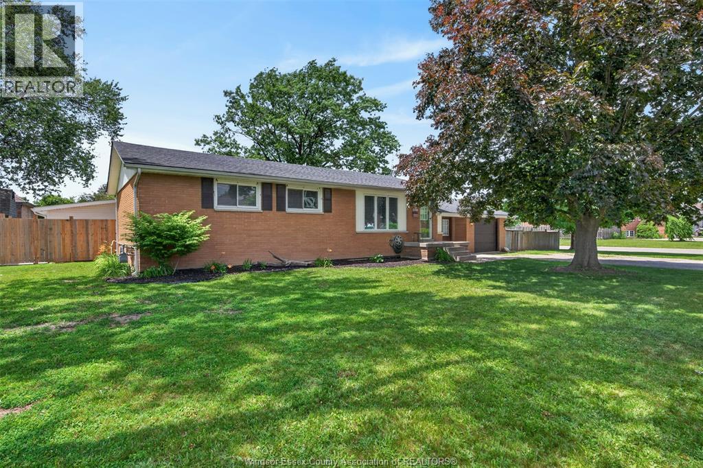 Single Family — 1749 Shawnee, Tecumseh, Ontario