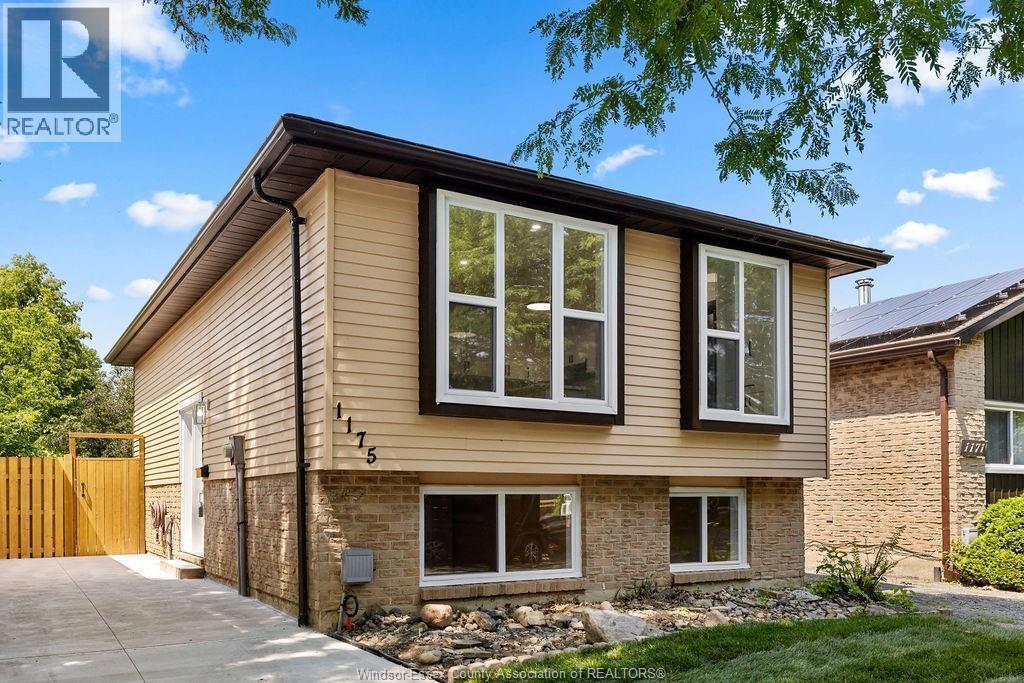 1175 Heathfield, Windsor — photograph 2