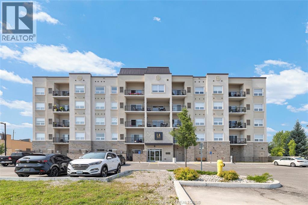 1740 Sprucewood #502, LaSalle — photograph 2