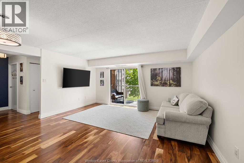 2-bedroom Single Family at 401 Grand Marais #202, Windsor — photograph 2