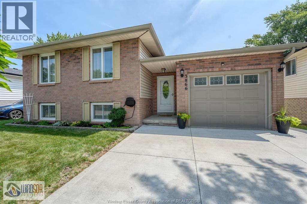 Single Family — 3866 Bliss, Windsor, Ontario