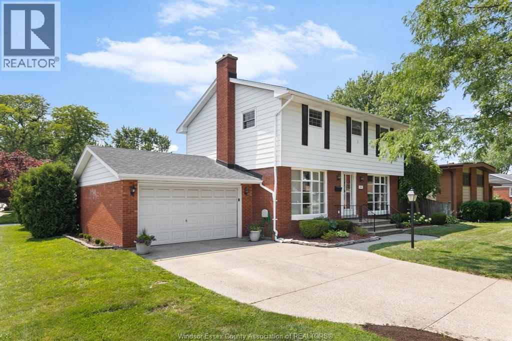 3495 Everts, Windsor — photograph 2