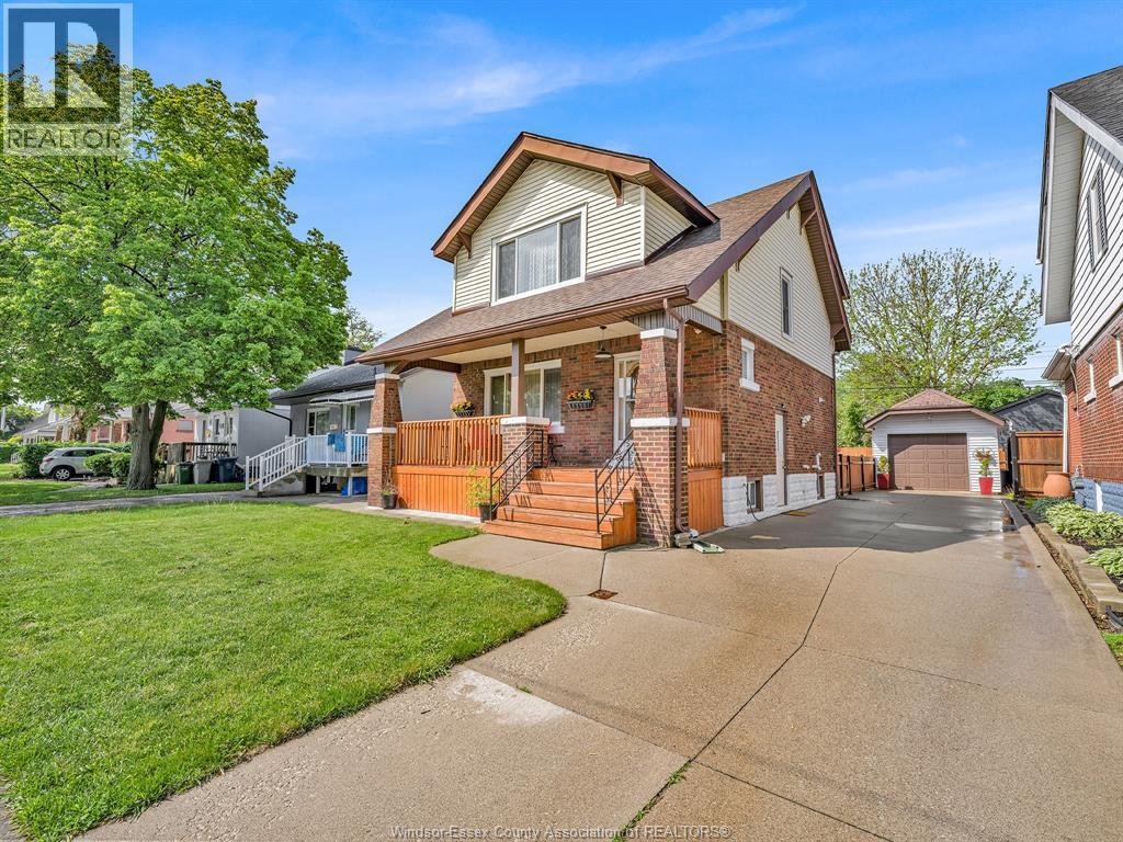1863 Pillette Road, Windsor — photograph 3