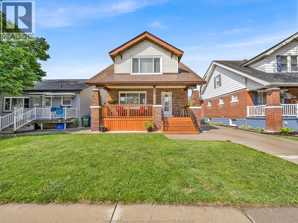 1863 Pillette Road, Windsor — photograph 2