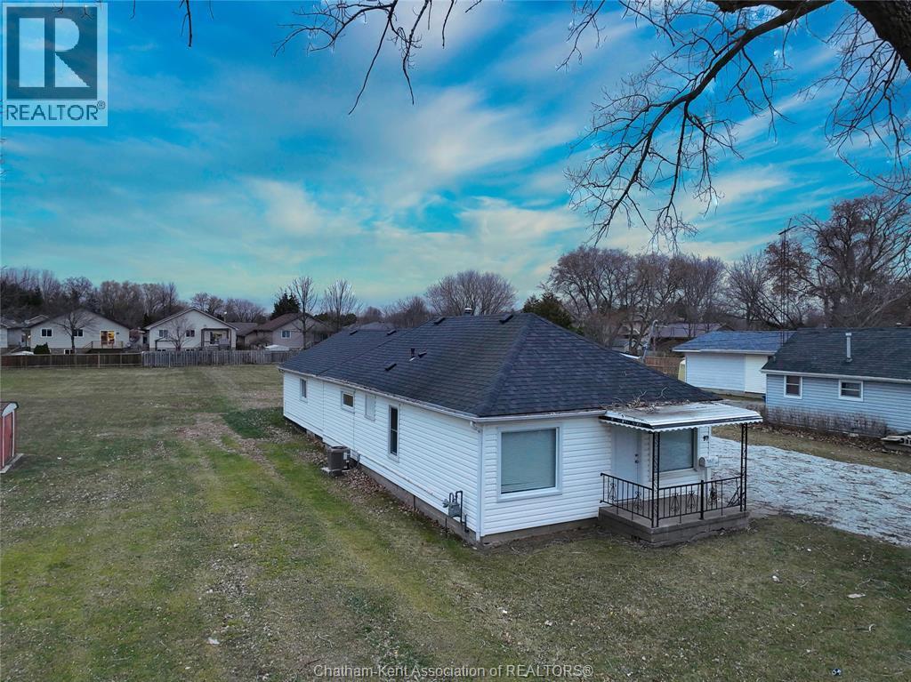97 Taylor Avenue, Chatham — photograph 2