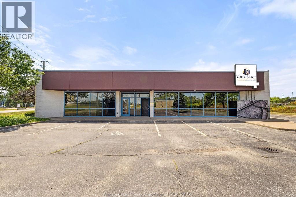 4600 Rhodes #5, Windsor — photograph 2