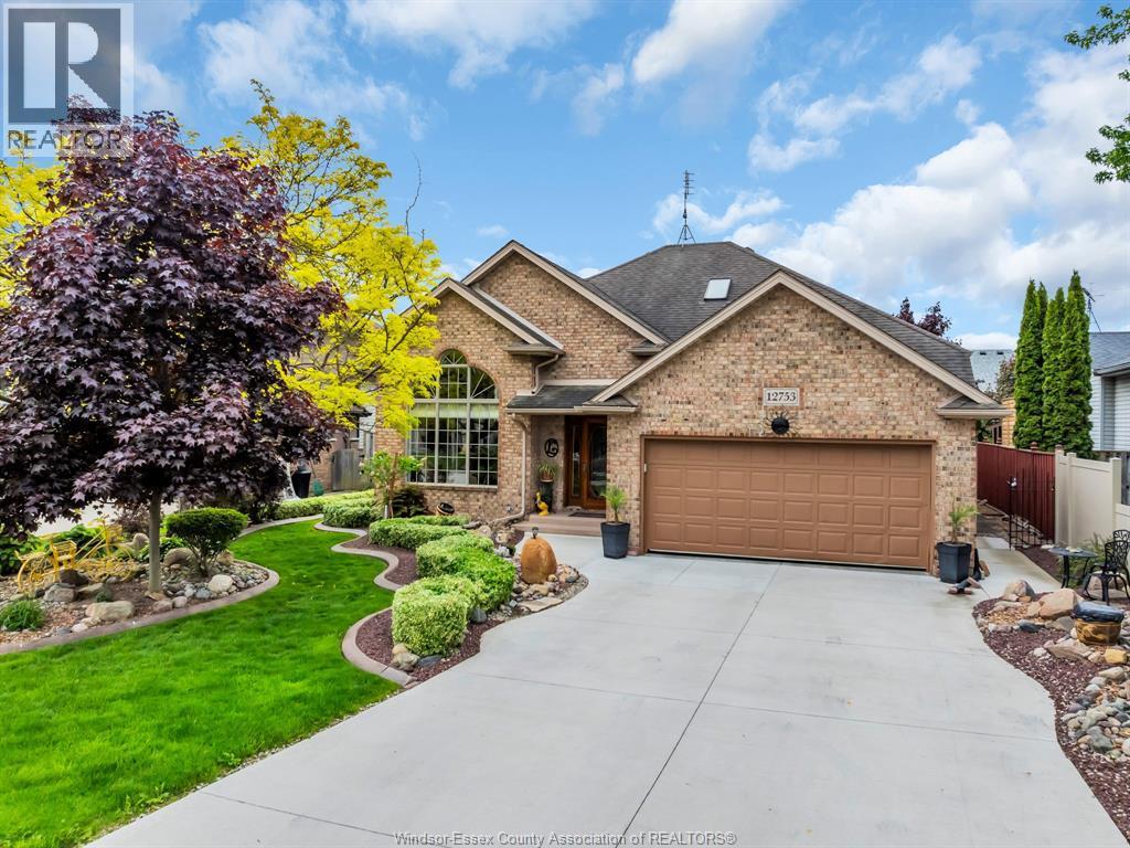 12753 Jacie Court, Tecumseh — photograph 2