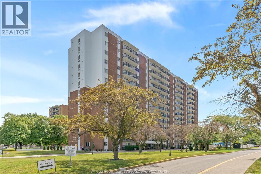 8591 Riverside Drive #1110, Windsor — photograph 3