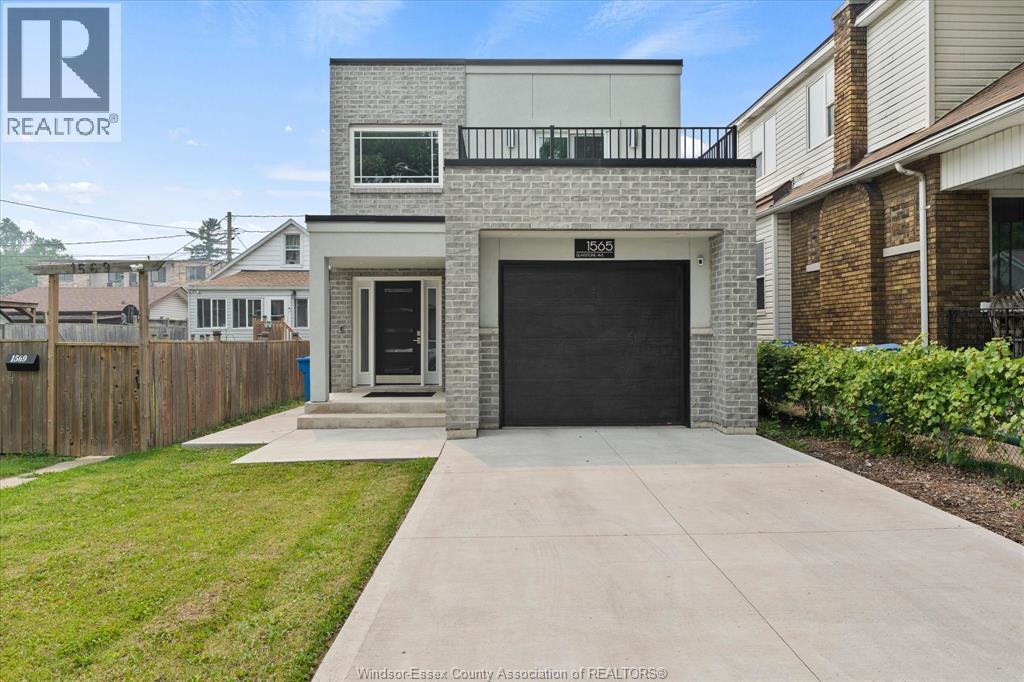 Single Family — 1565 Gladstone Avenue, Windsor, Ontario