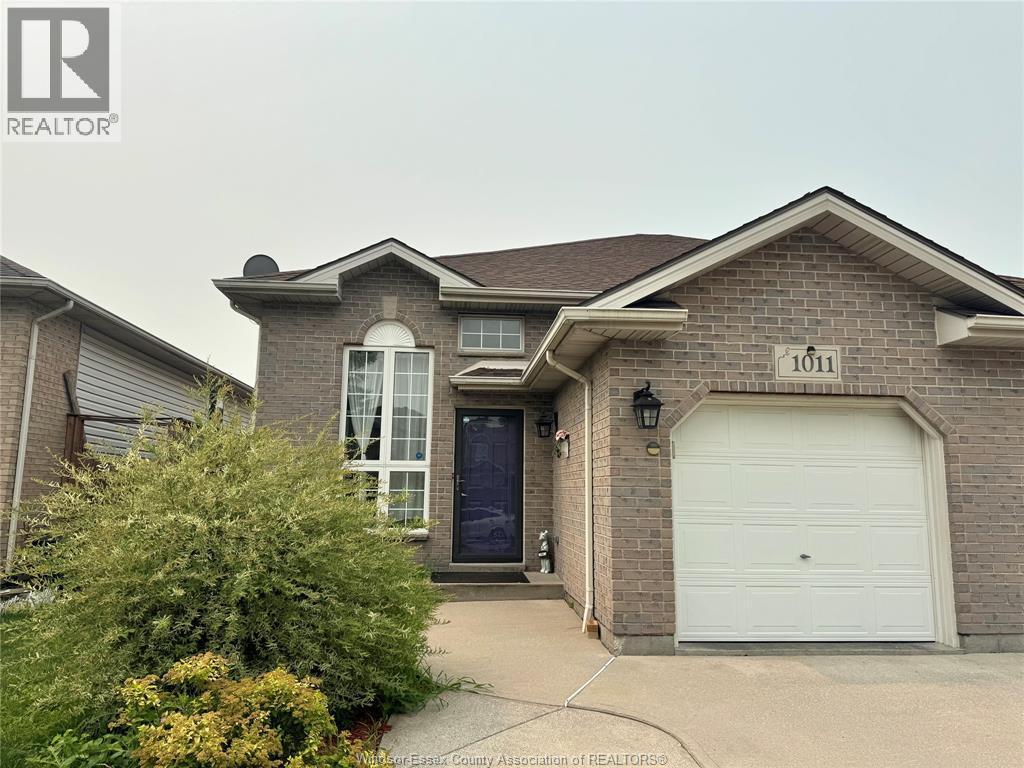 1011 Silverdale Drive, Windsor — primary photograph