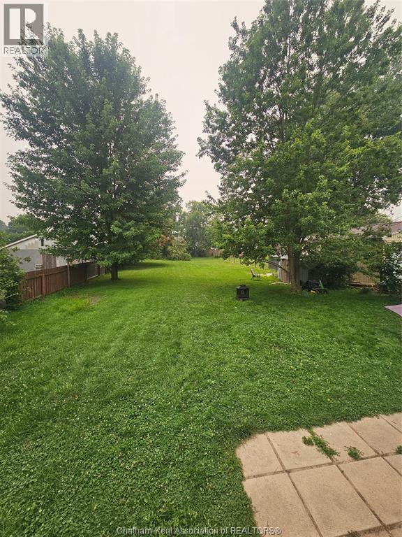 82 Taylor Avenue, Chatham — photograph 2