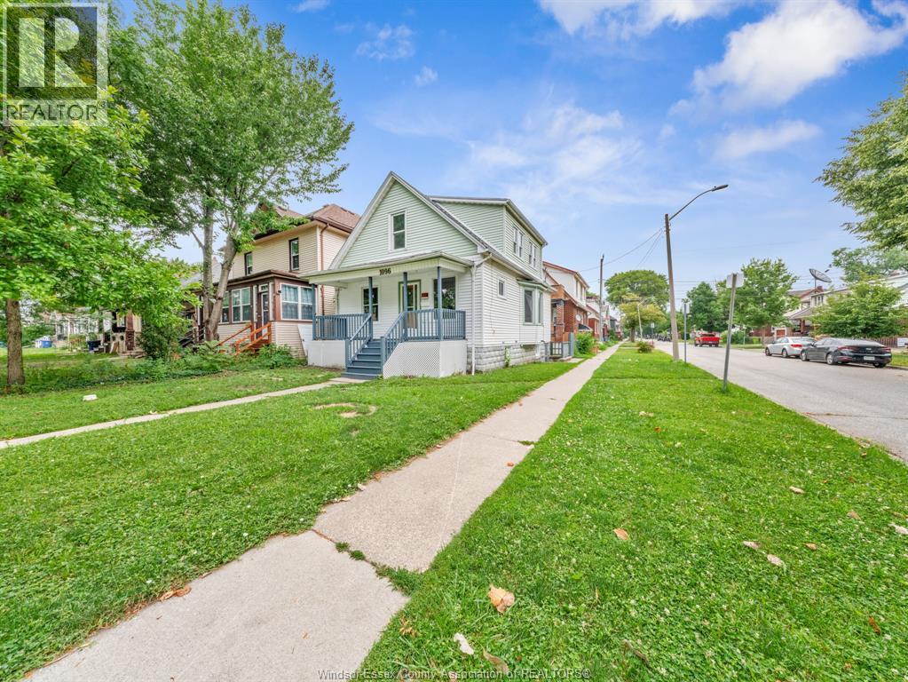Single Family — 1096 Hall, Windsor, Ontario