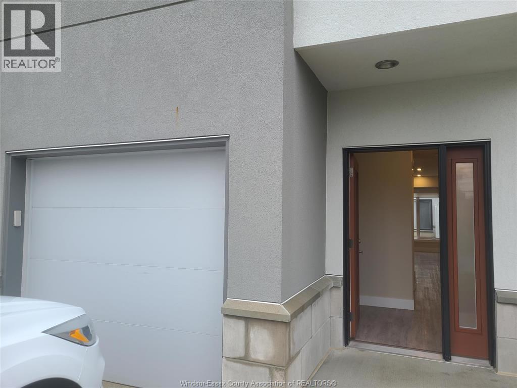550 Sandison Street #35, Windsor — photograph 2