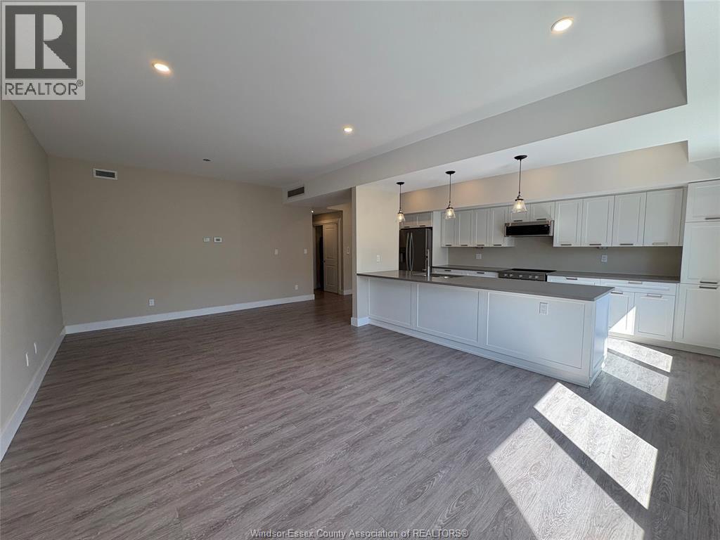 550 Sandison Street #33, Windsor — photograph 3