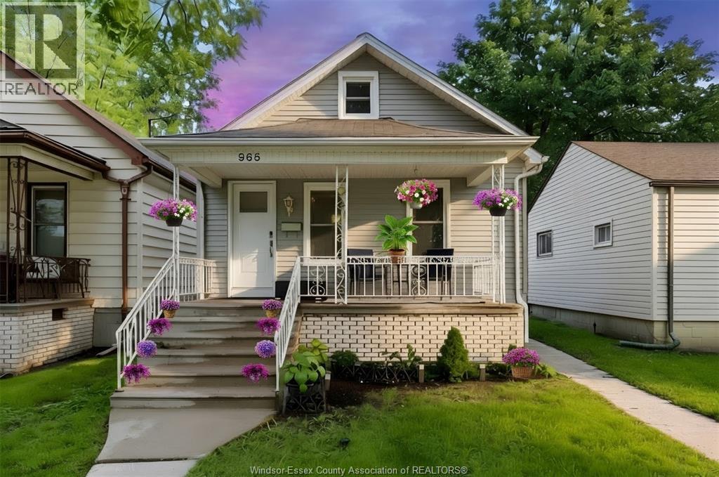 Single Family — 965 Bridge Avenue, Windsor, Ontario