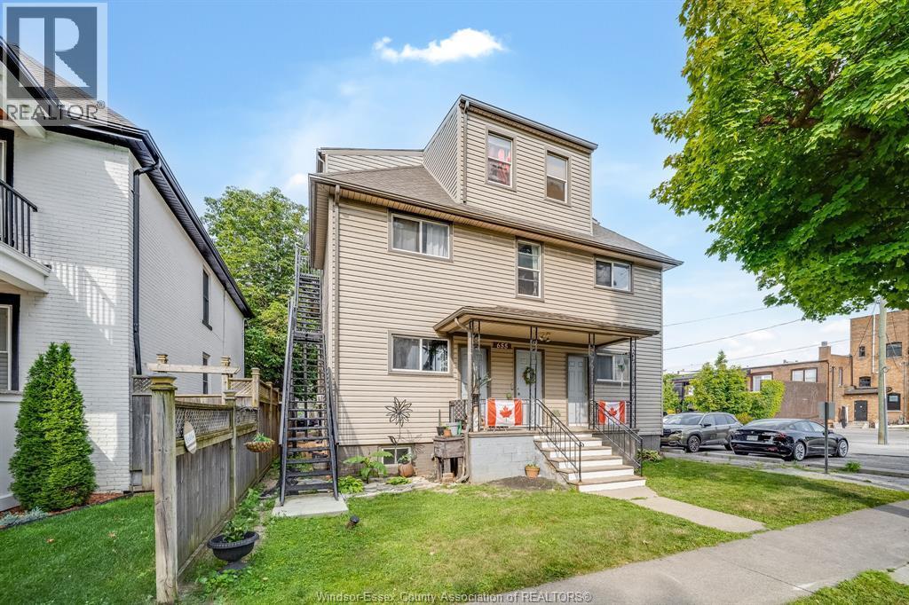 655 Chilver Rd., Windsor — photograph 2
