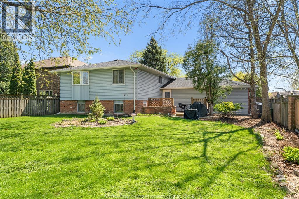 12510 Little River Boulevard, Tecumseh — photograph 3