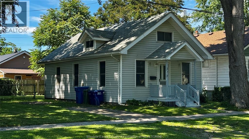 377 Chappell, Windsor — photograph 3