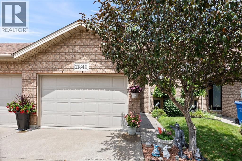 11840 Boulder Crescent, Windsor — photograph 2