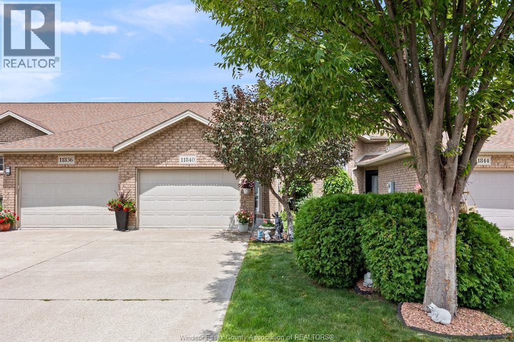 11840 Boulder Crescent, Windsor — primary photograph