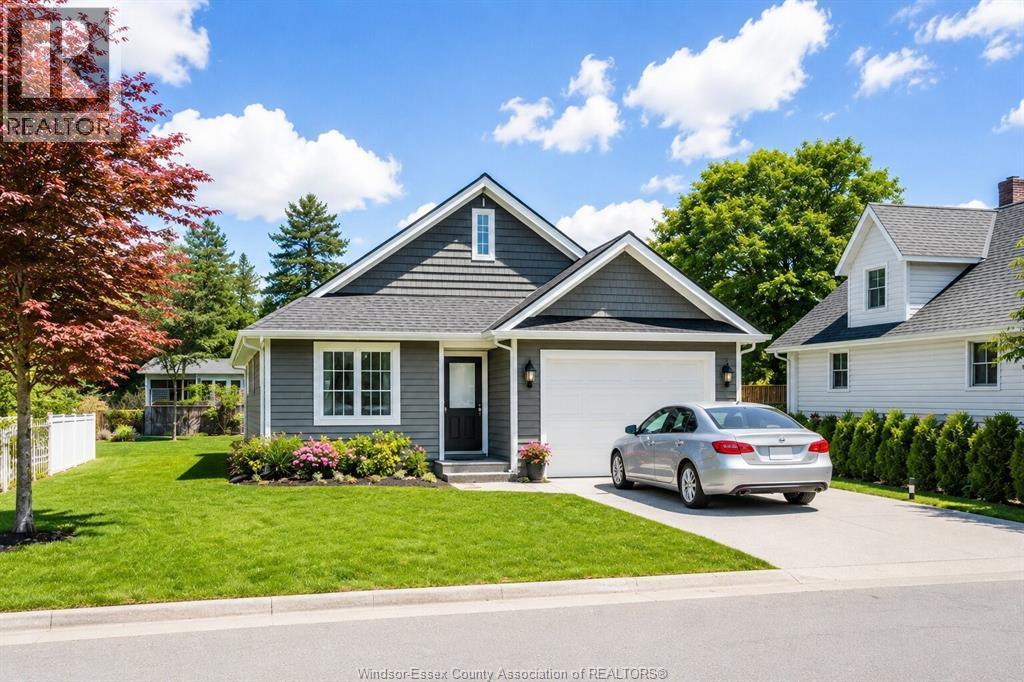 23 McBride Avenue, Amherstburg — primary photograph