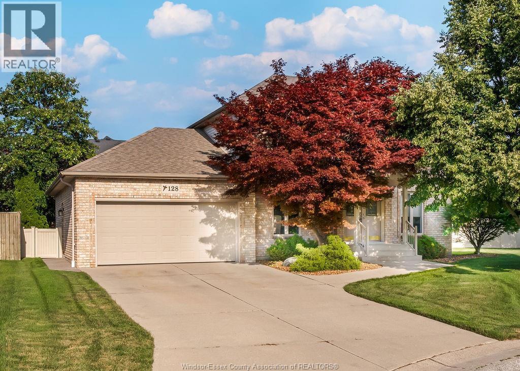 128 Pheasant Run Drive, Lakeshore — photograph 2